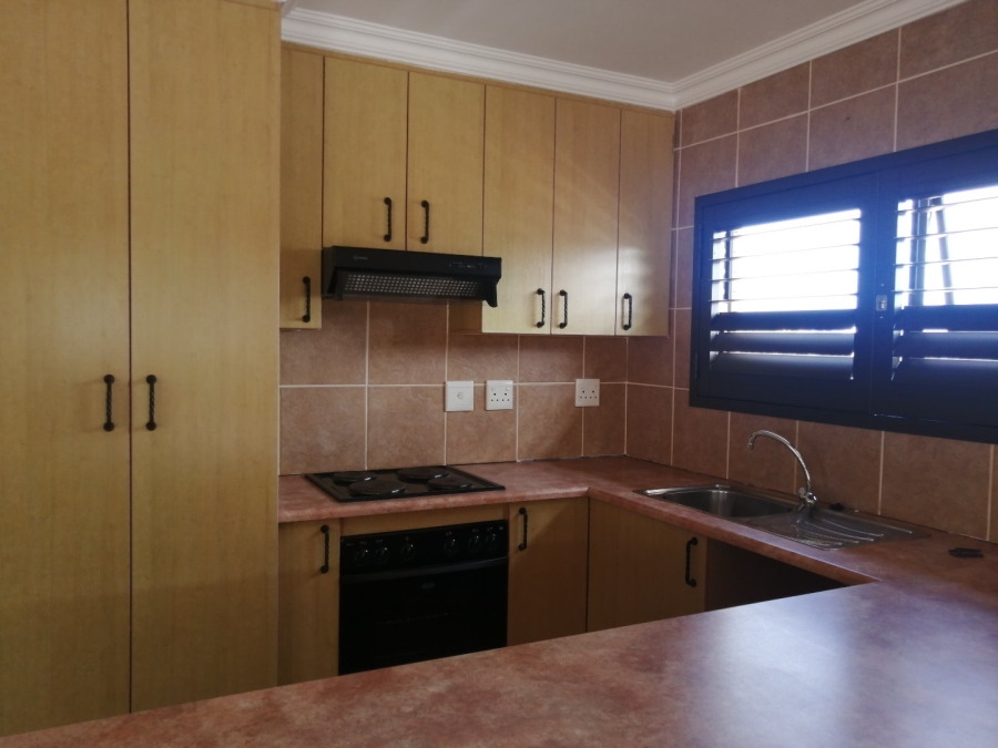 To Let  Bedroom Property for Rent in Cola Beach Western Cape